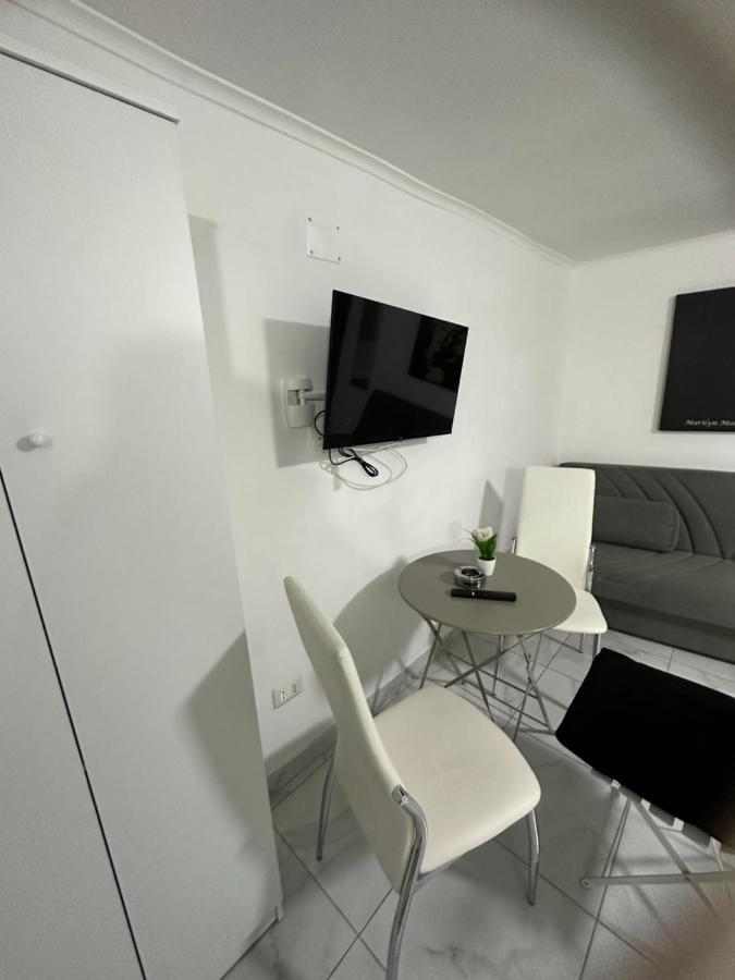 Gradoniroom26 * Napoli