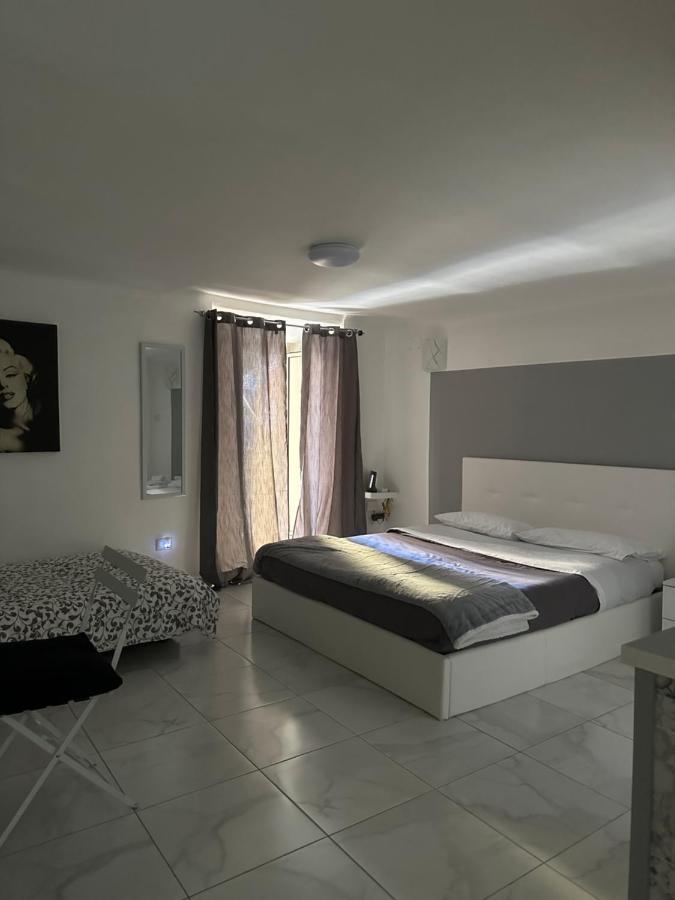 Gradoniroom26 * Napoli